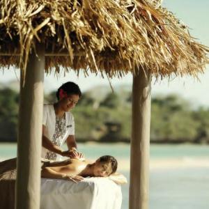 Intercontinental Fiji Resort, Fiji Wedding Venue 8